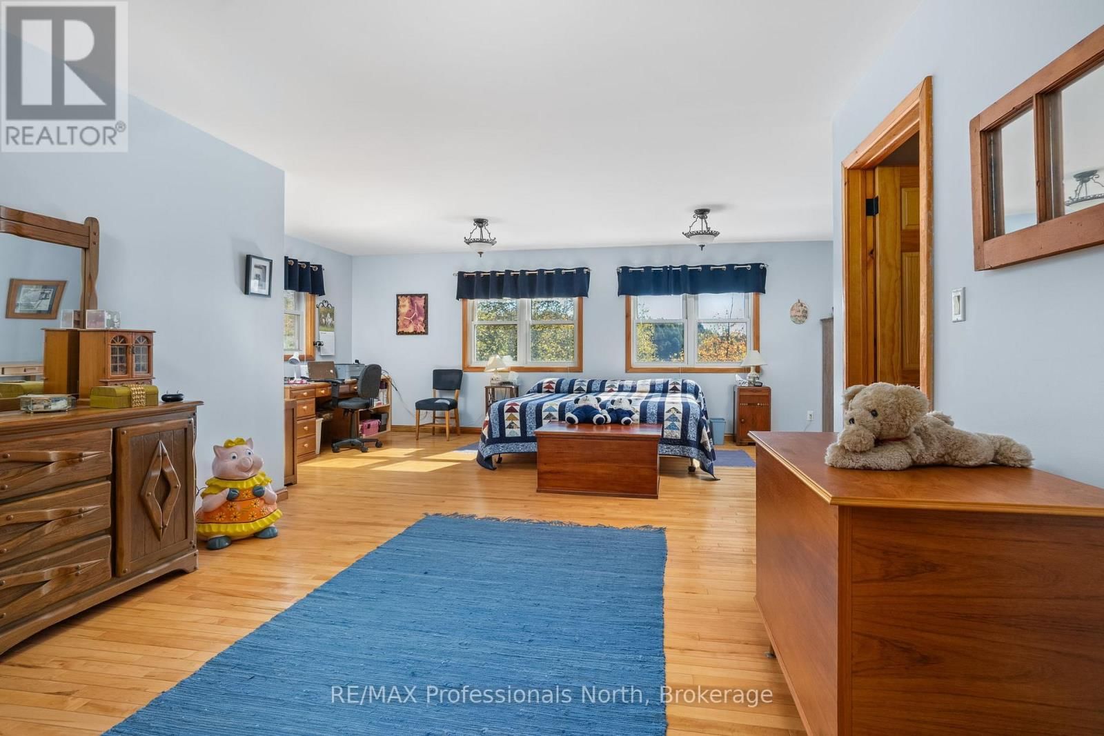 3 - 2901 LIMBERLOST ROAD Image 24