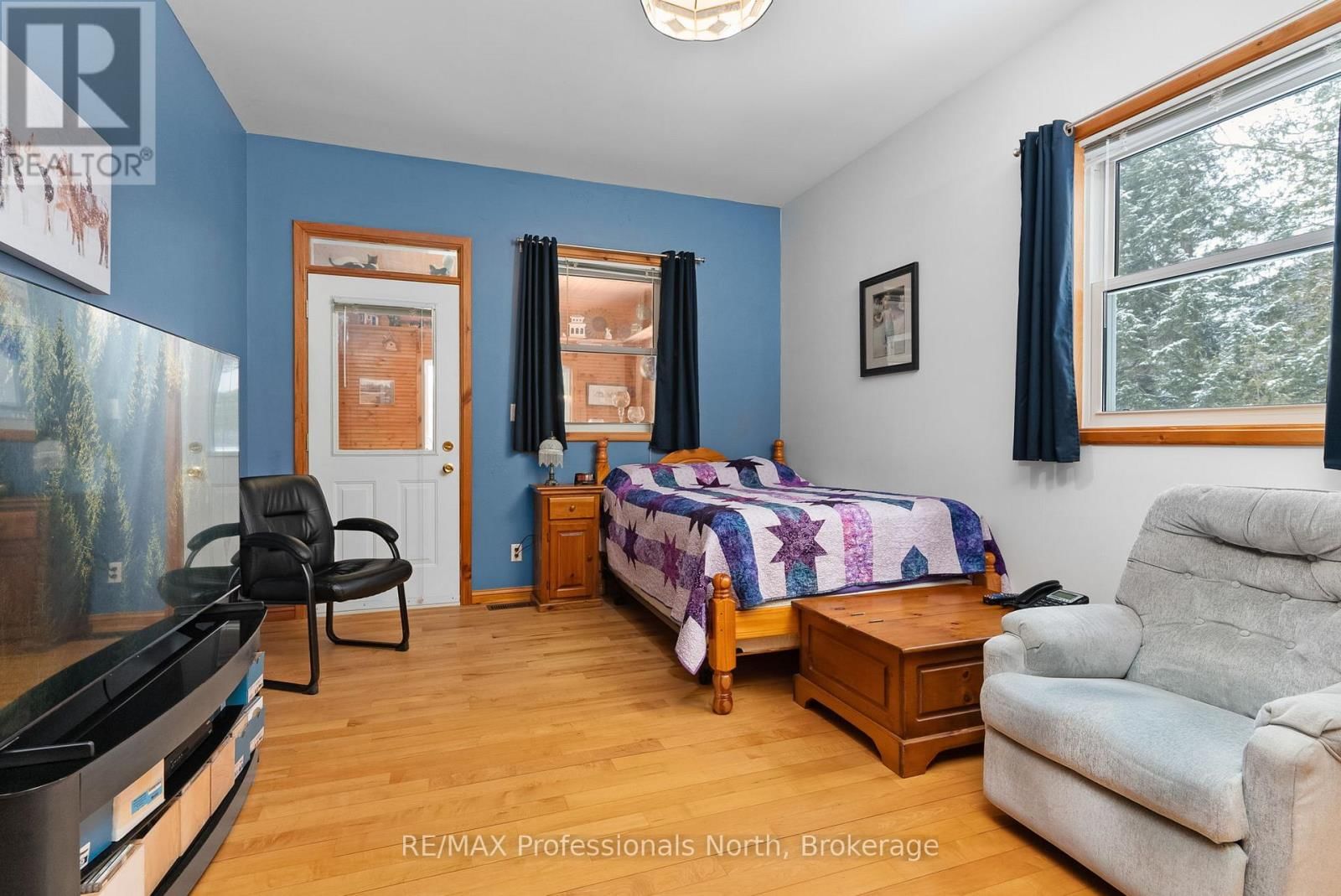 3 - 2901 LIMBERLOST ROAD Image 28