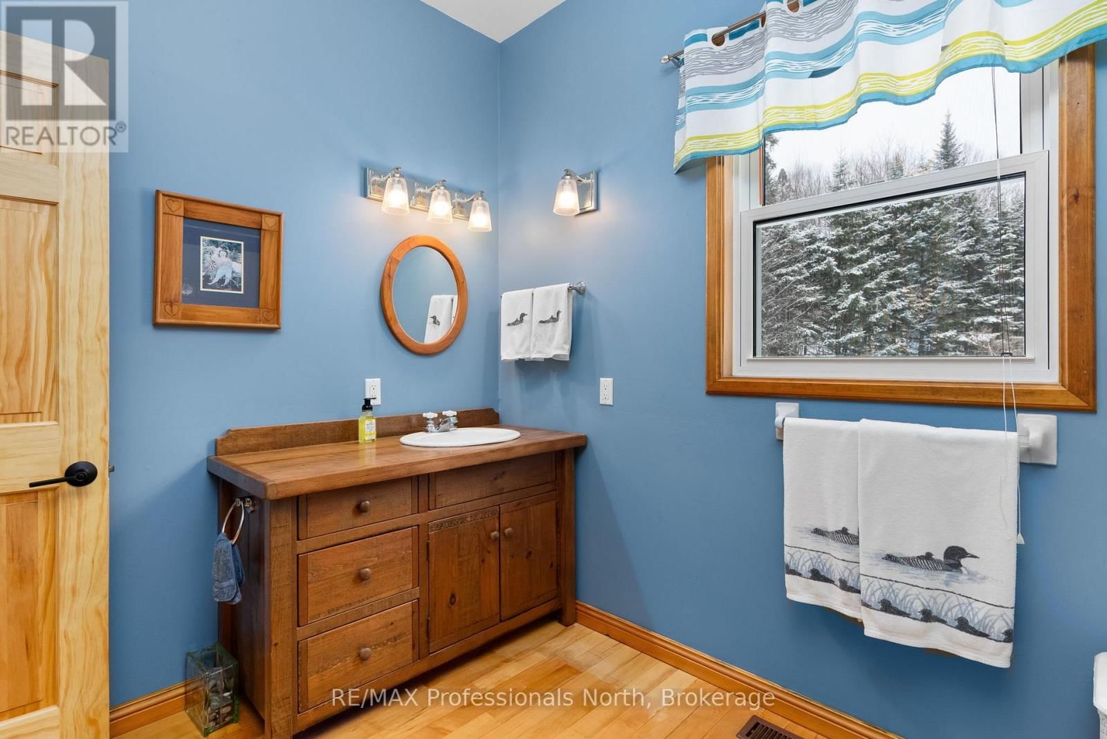 3 - 2901 LIMBERLOST ROAD Image 30