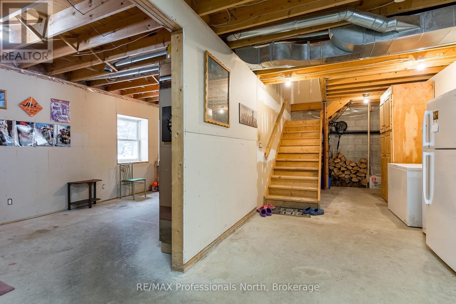 3 - 2901 LIMBERLOST ROAD Image 40