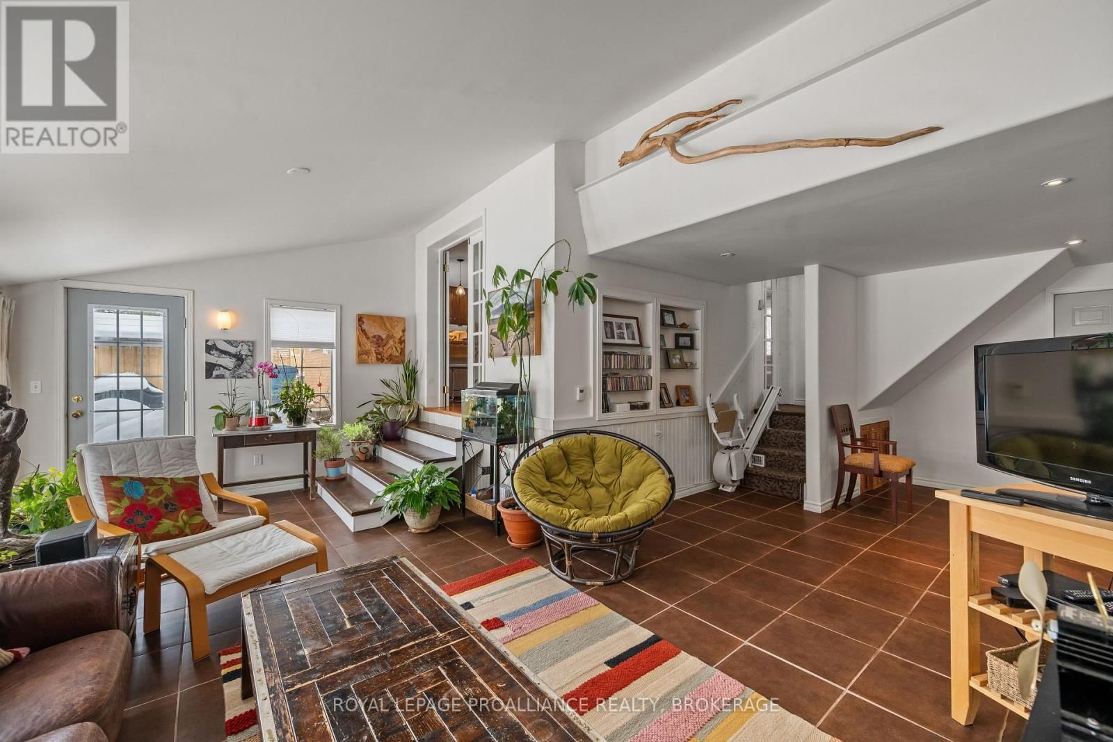 62 MONTGOMERY BOULEVARD Image 29