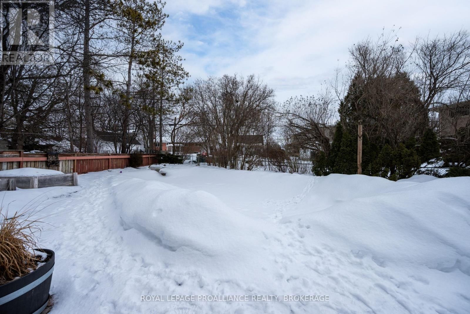 62 MONTGOMERY BOULEVARD Image 42