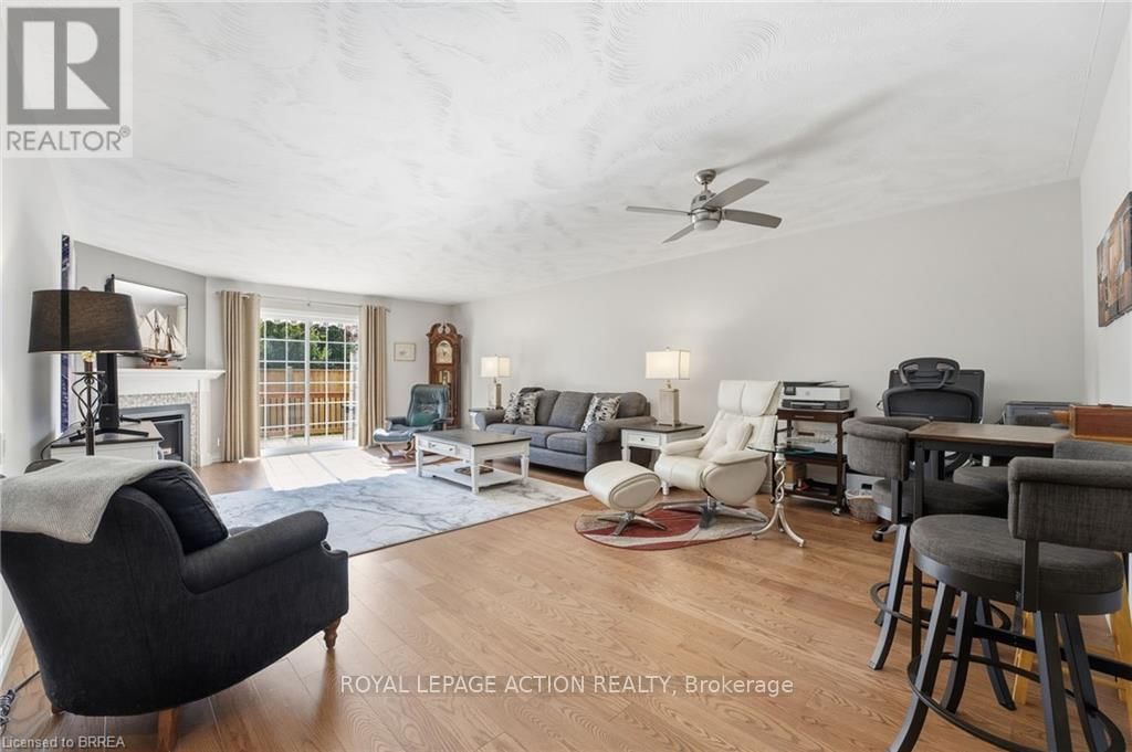 31 - 53 HERON'S LANDING Image 10