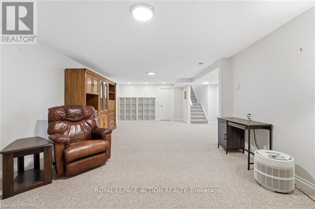 31 - 53 HERON'S LANDING Image 21