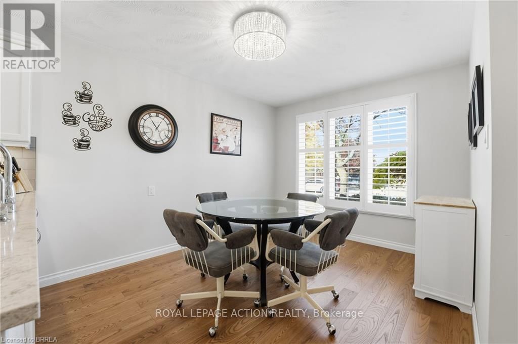 31 - 53 HERON'S LANDING Image 4