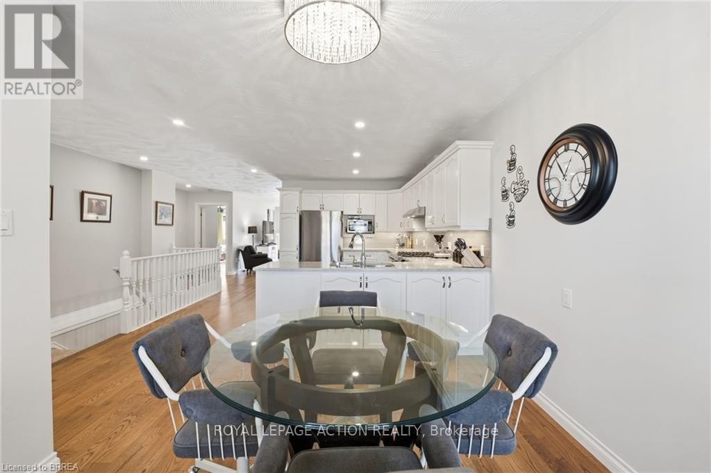 31 - 53 HERON'S LANDING Image 5