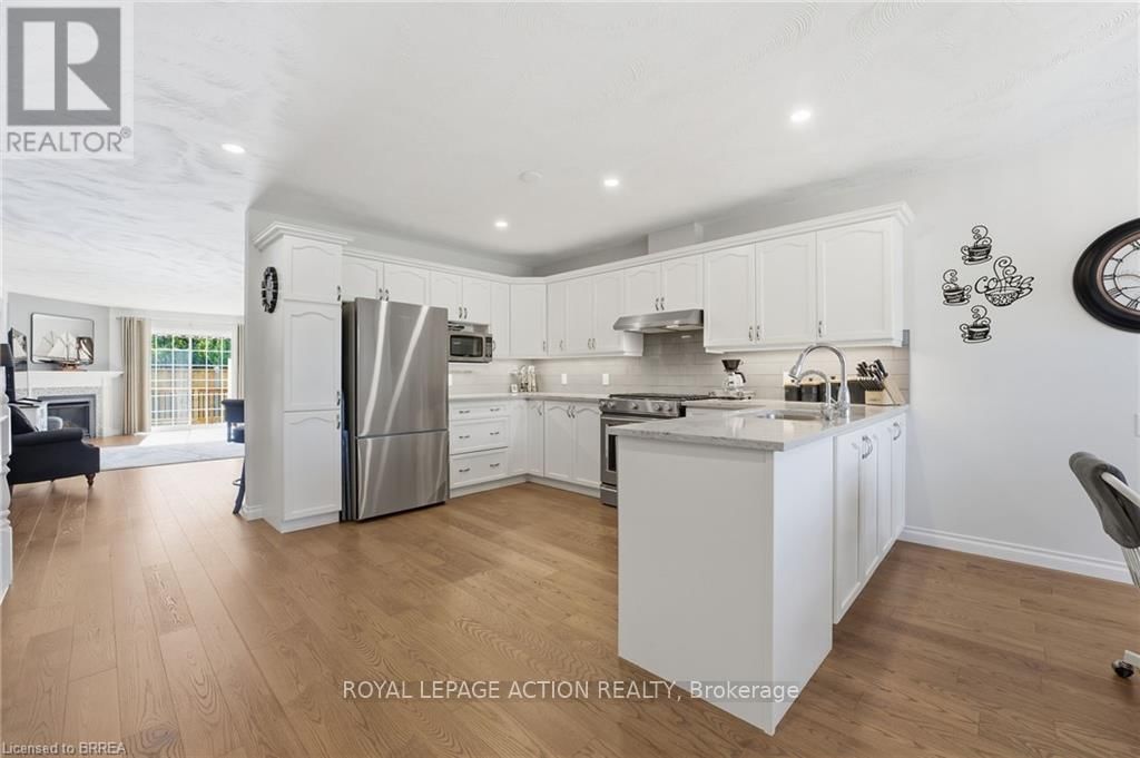 31 - 53 HERON'S LANDING Image 6