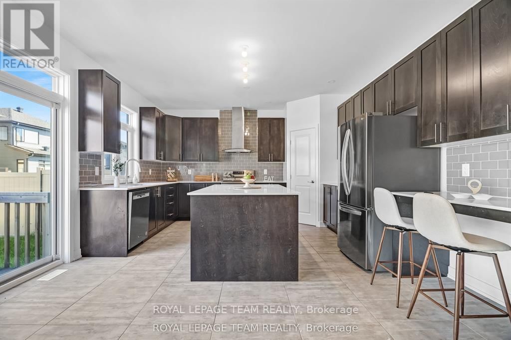 76 BIG DIPPER STREET Image 15