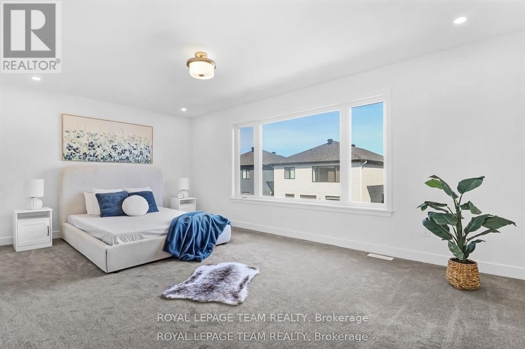 76 BIG DIPPER STREET Image 18