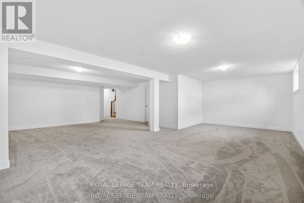 76 BIG DIPPER STREET Image 29