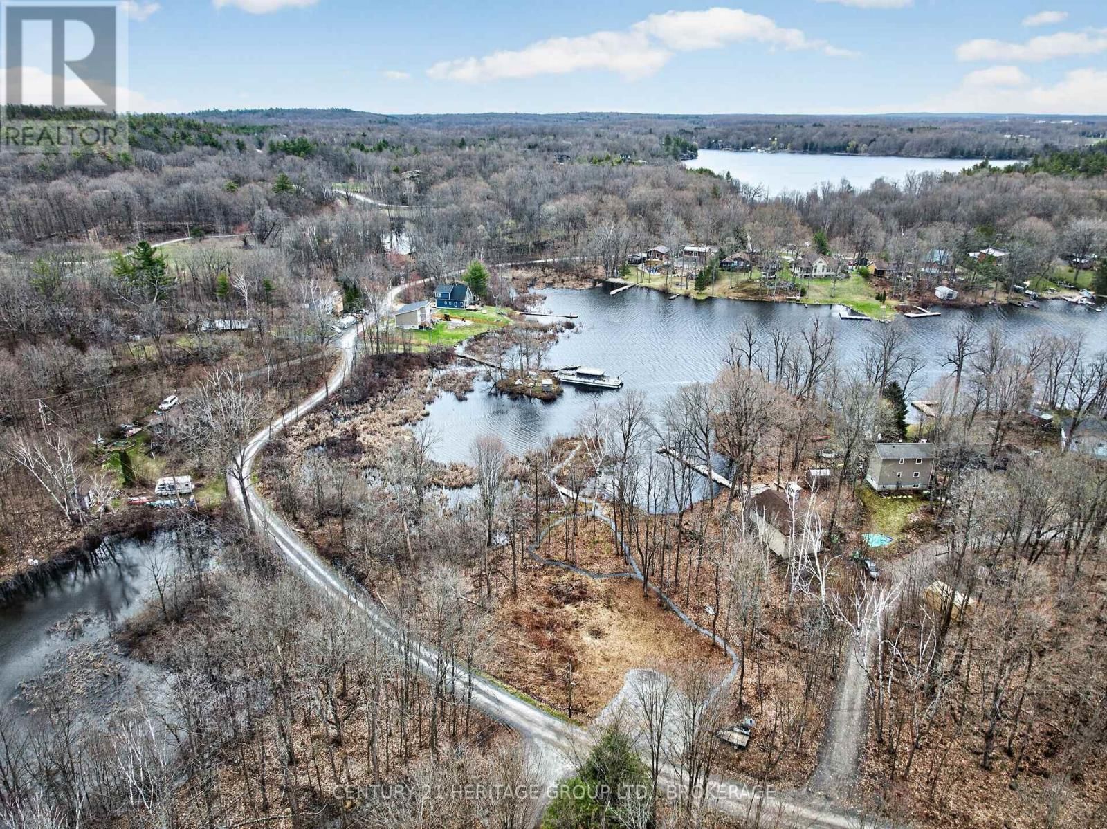 828 THOMAS ROAD Image 15