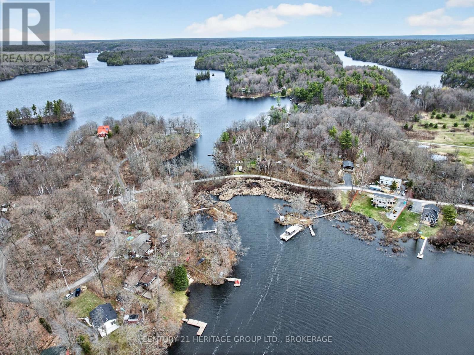 828 THOMAS ROAD Image 22