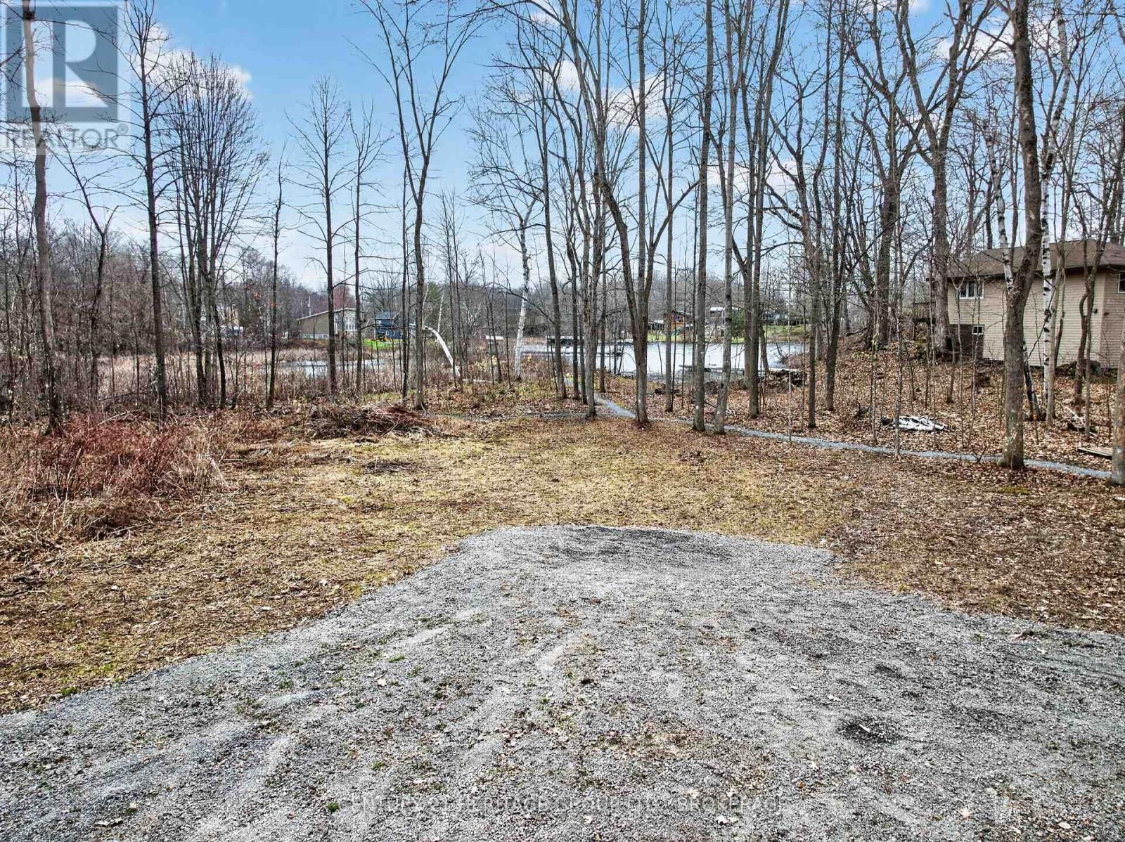 828 THOMAS ROAD Image 25