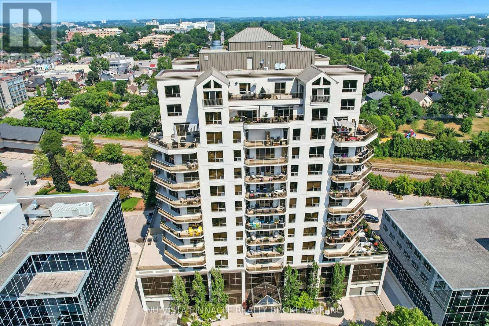 1203 - 250 PALL MALL STREET Image 25