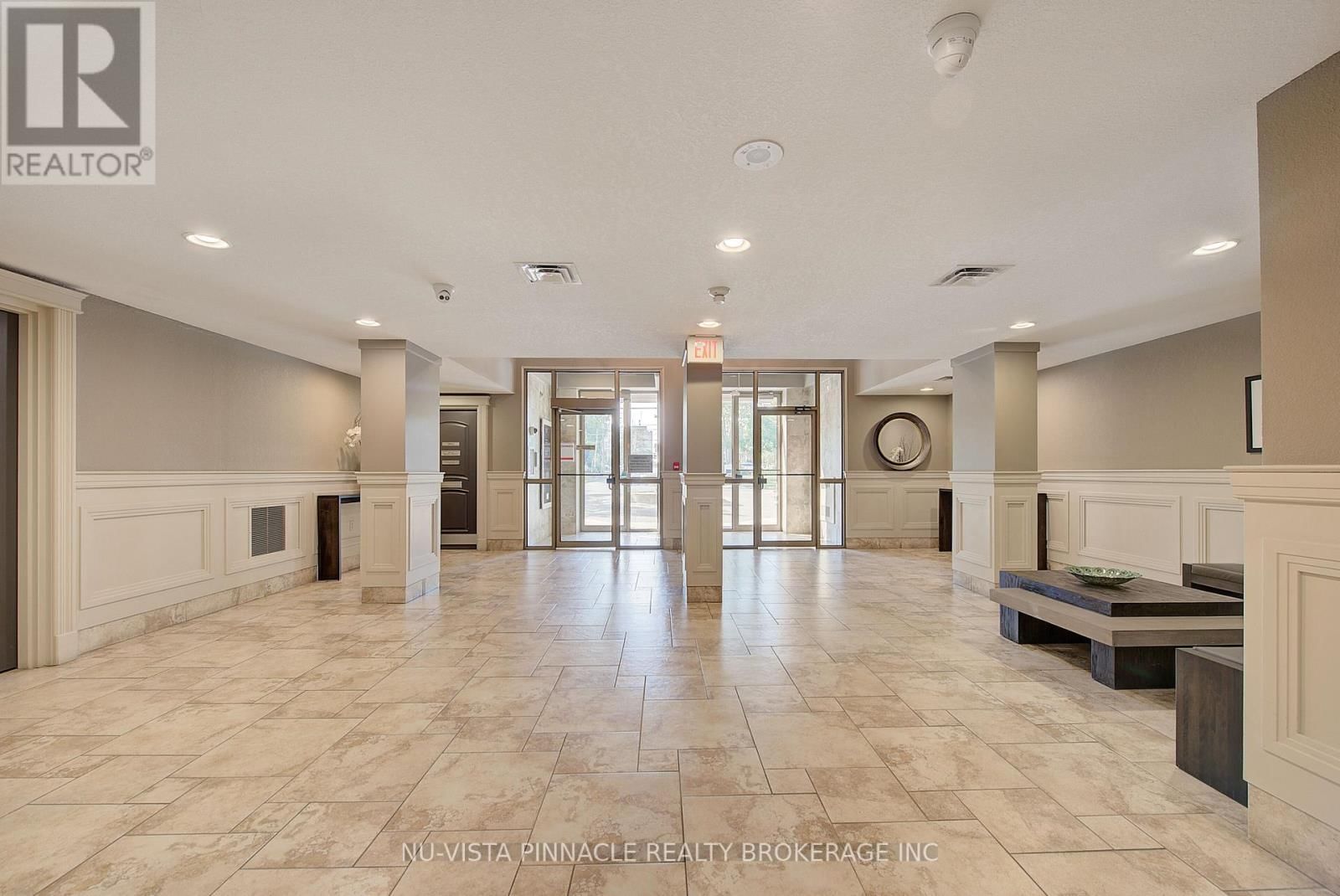 1203 - 250 PALL MALL STREET Image 27