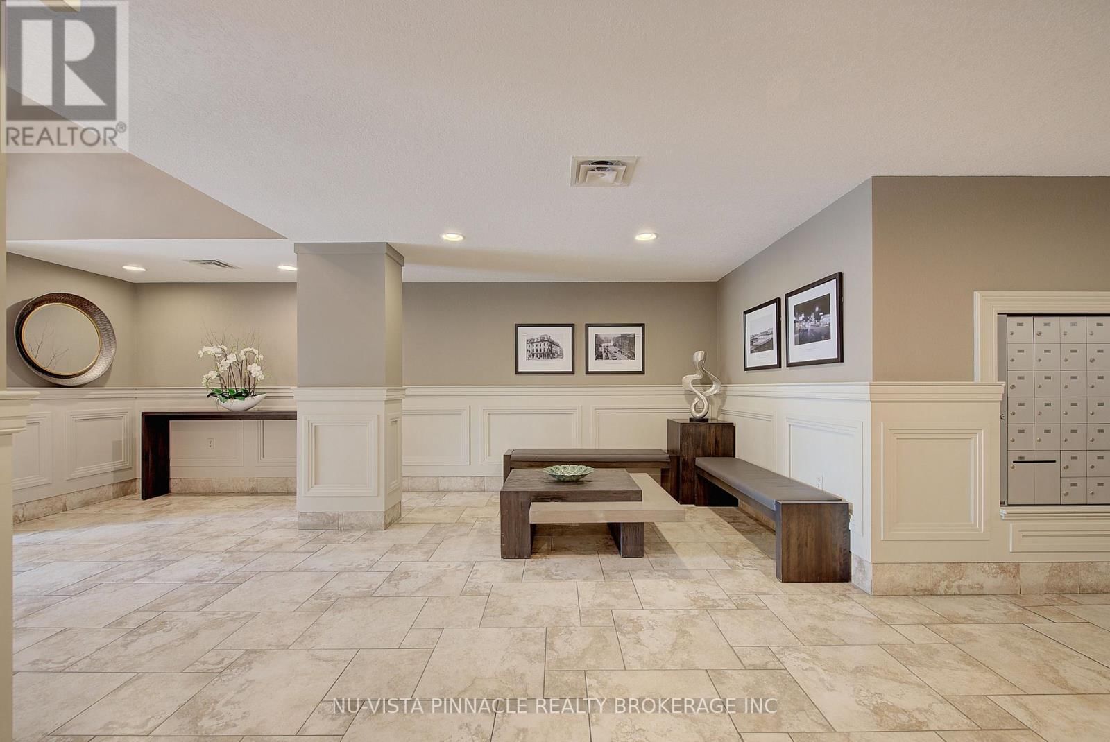 1203 - 250 PALL MALL STREET Image 28