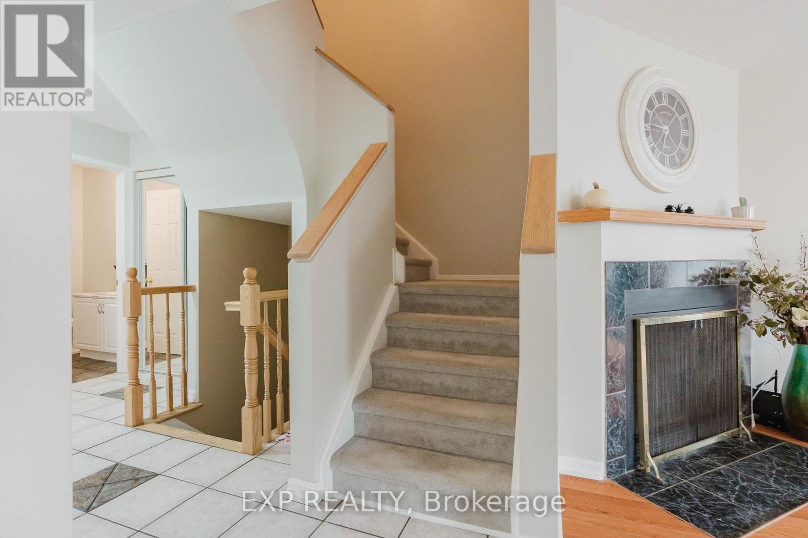 378 VALADE CRESCENT Image 18