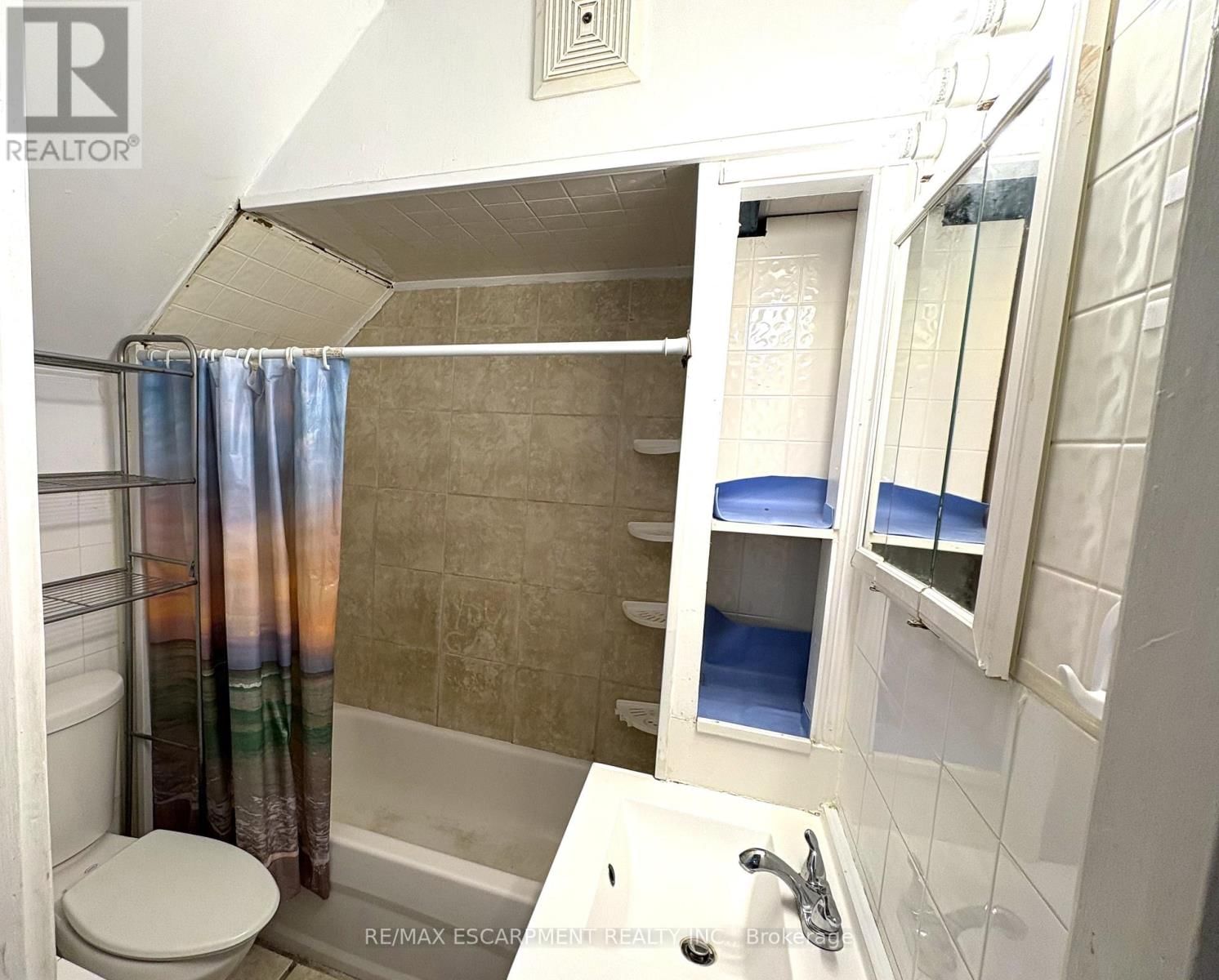 54 EDINBURGH AVENUE Image 16