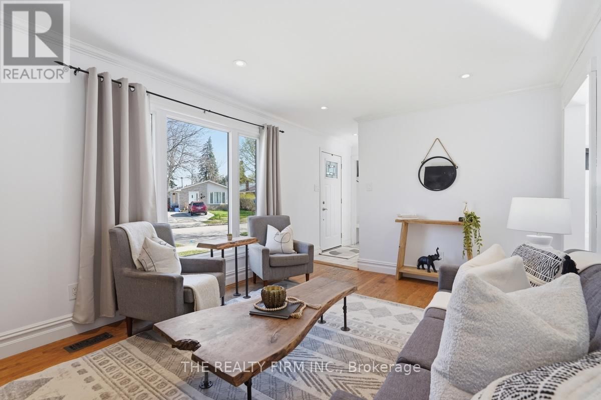 923 WILLOW LANE Image 10