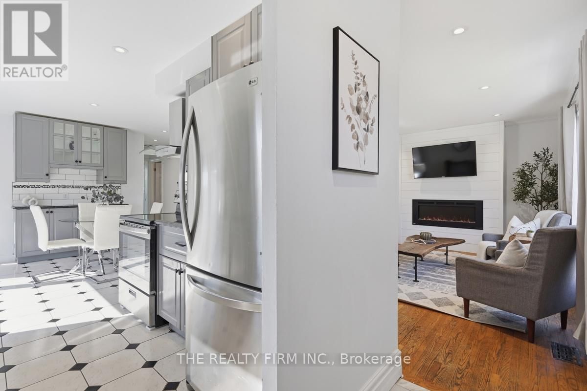 923 WILLOW LANE Image 11