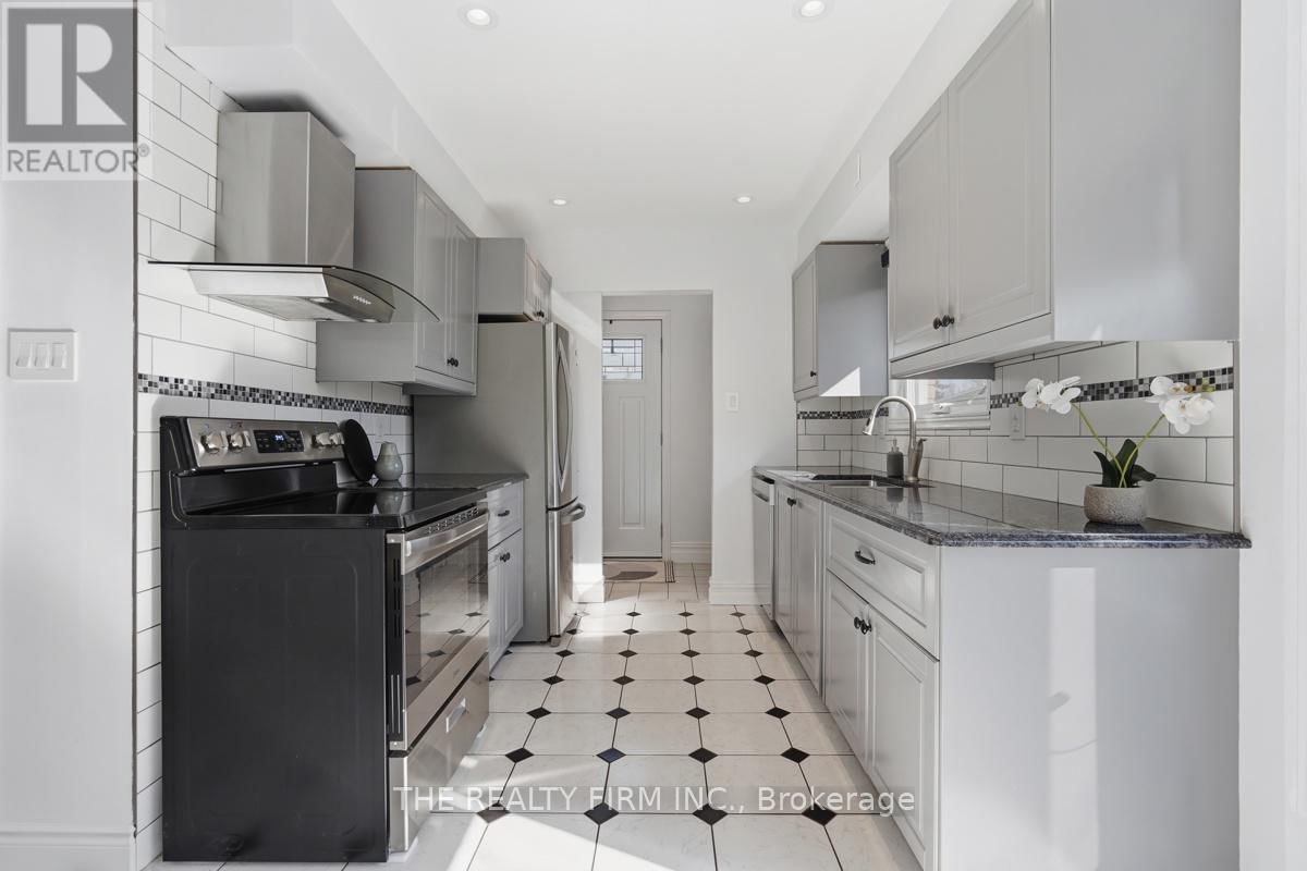 923 WILLOW LANE Image 12