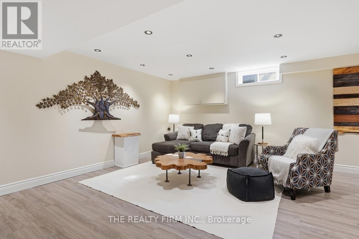 923 WILLOW LANE Image 30