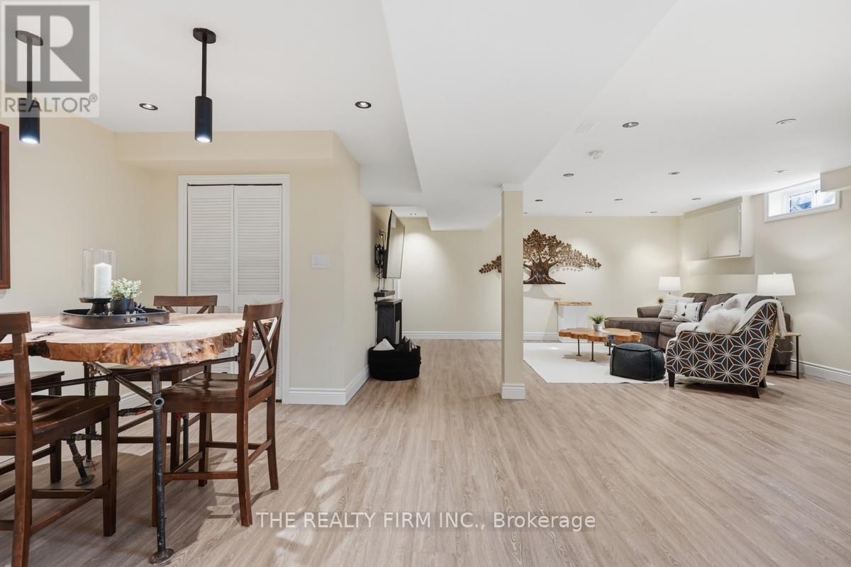 923 WILLOW LANE Image 33