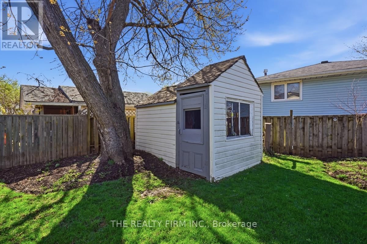 923 WILLOW LANE Image 43