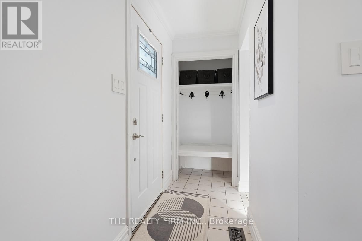 923 WILLOW LANE Image 5