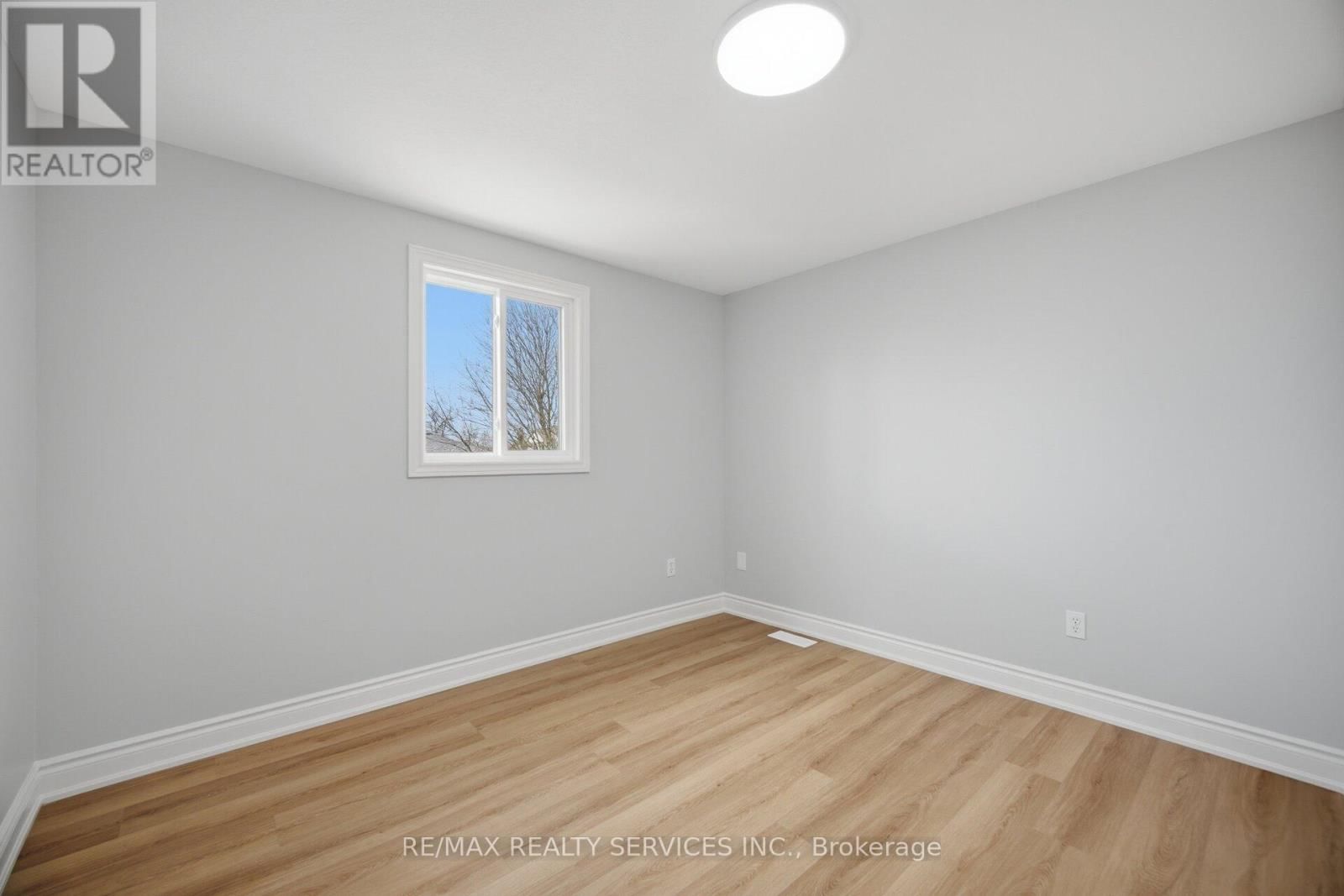 234 COUNTRY CLUB DRIVE Image 22