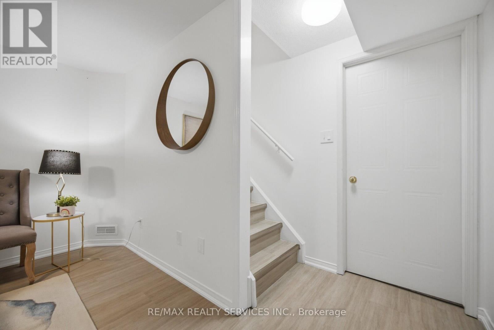 234 COUNTRY CLUB DRIVE Image 27