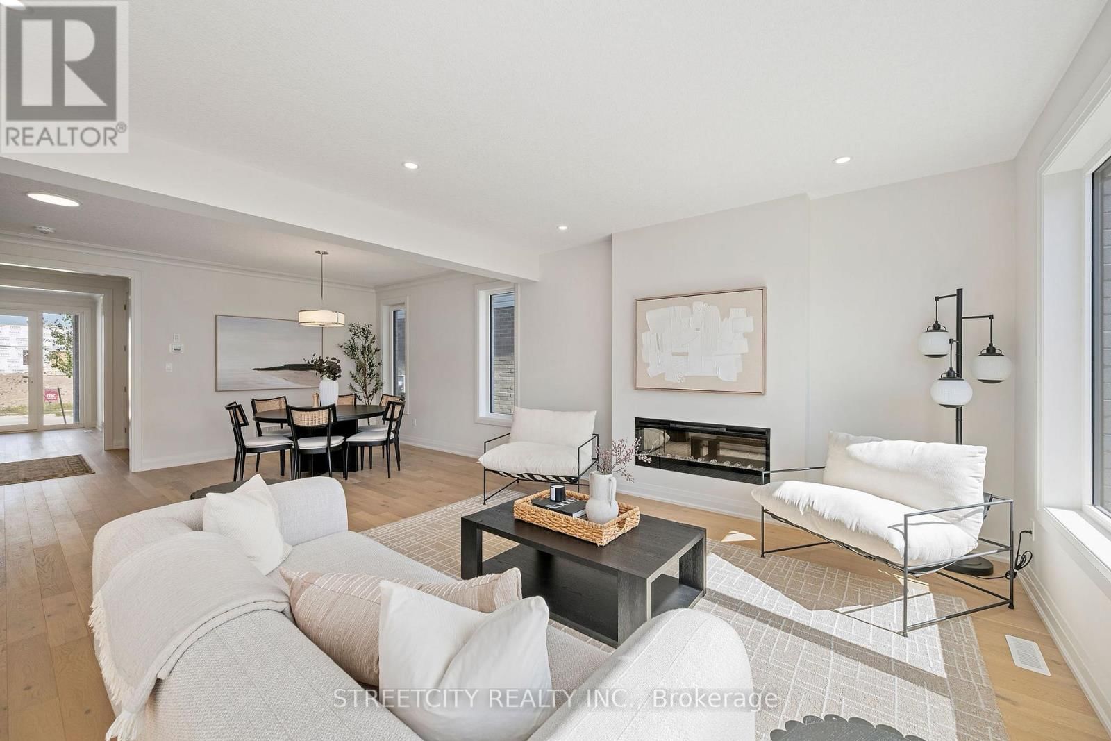 337 MANHATTAN DRIVE Image 10