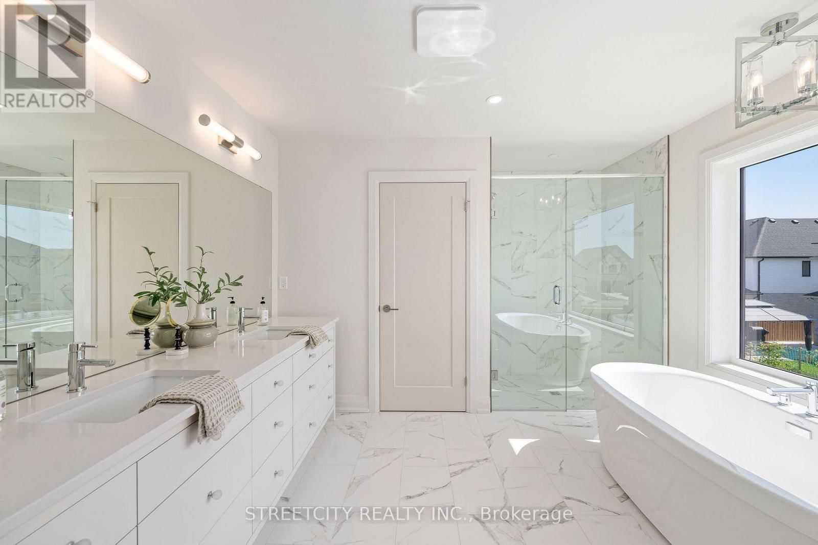 337 MANHATTAN DRIVE Image 19