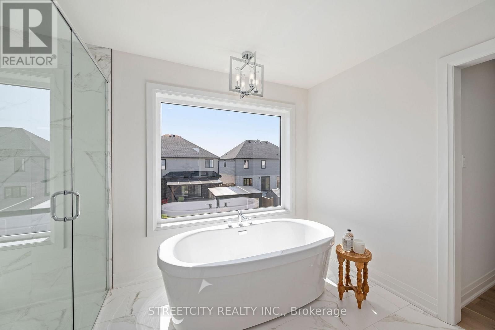 337 MANHATTAN DRIVE Image 20