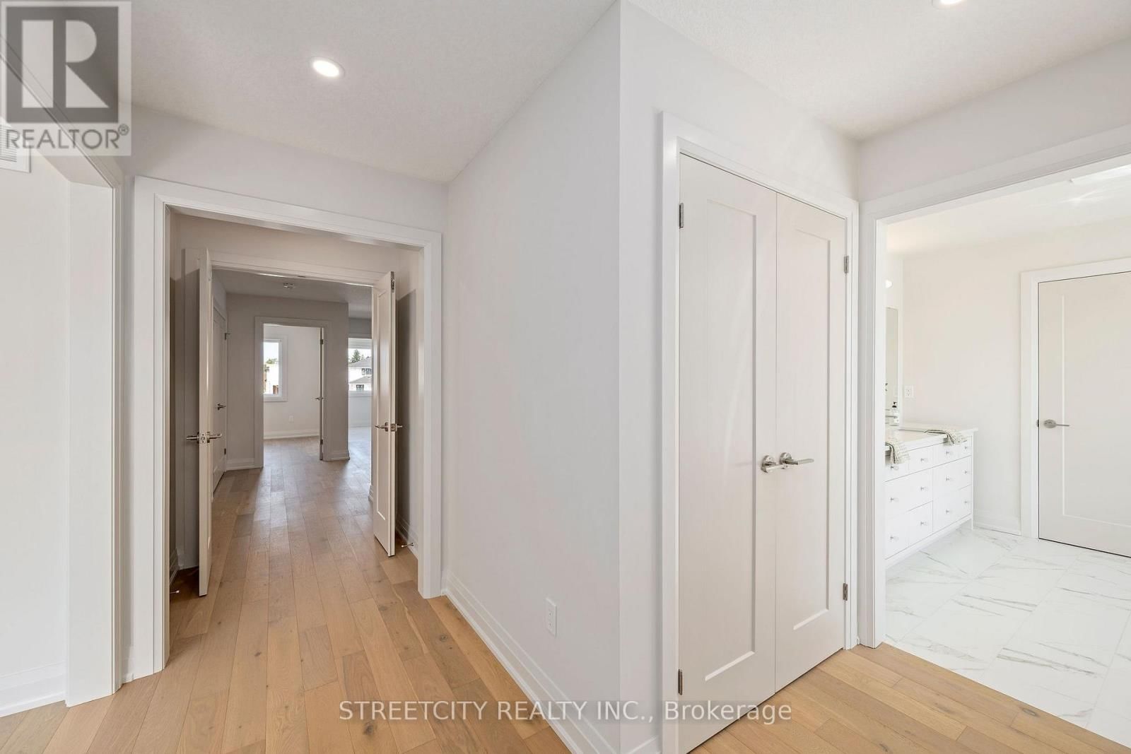 337 MANHATTAN DRIVE Image 22