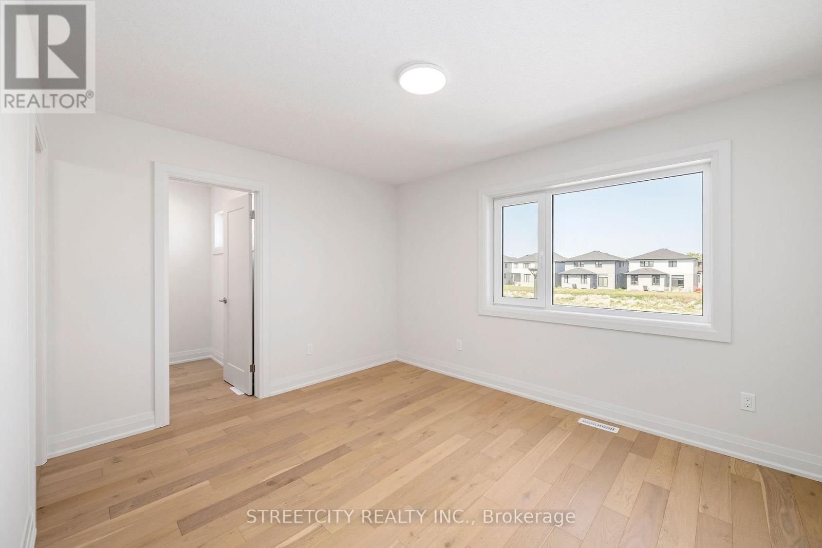 337 MANHATTAN DRIVE Image 25