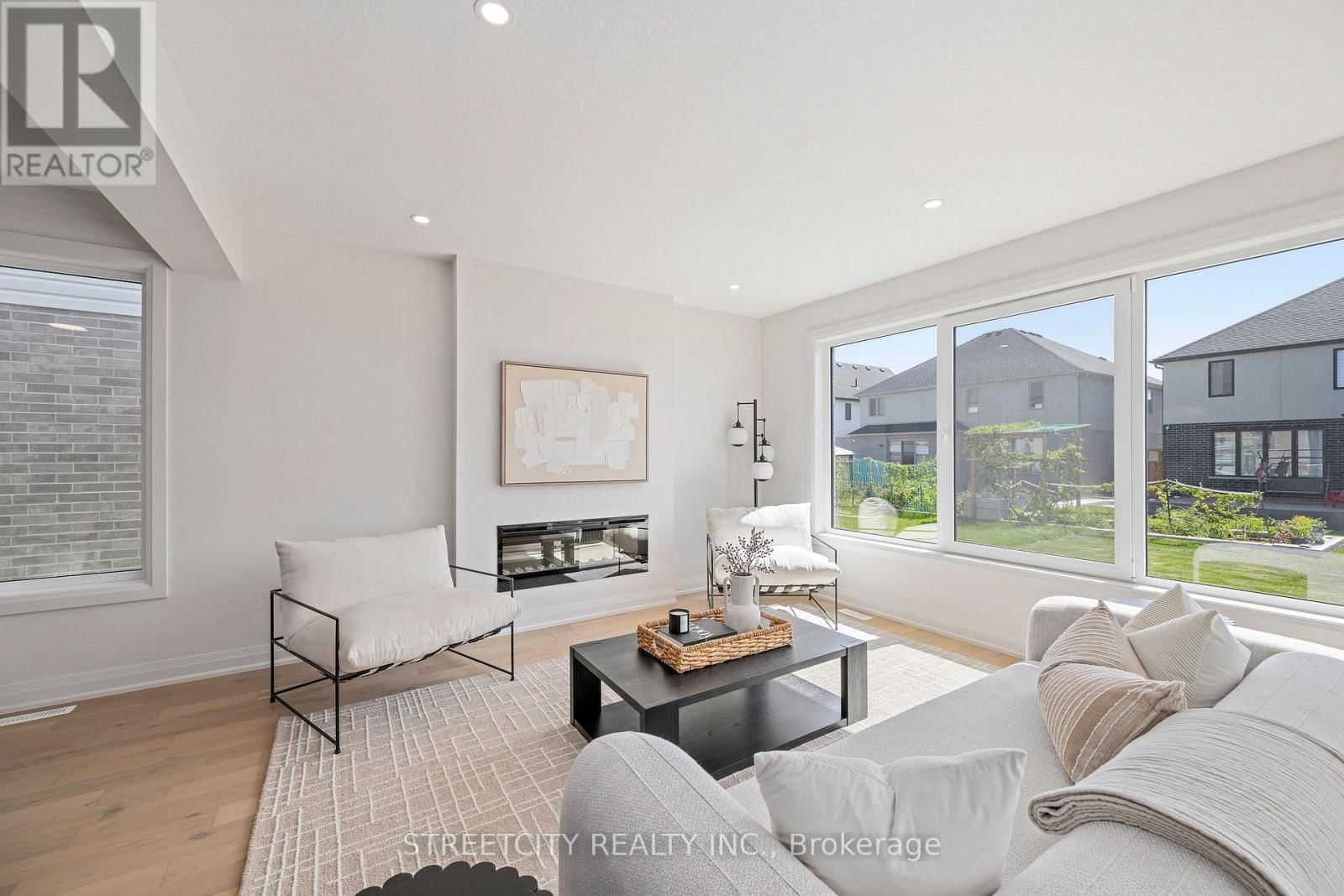 337 MANHATTAN DRIVE Image 6