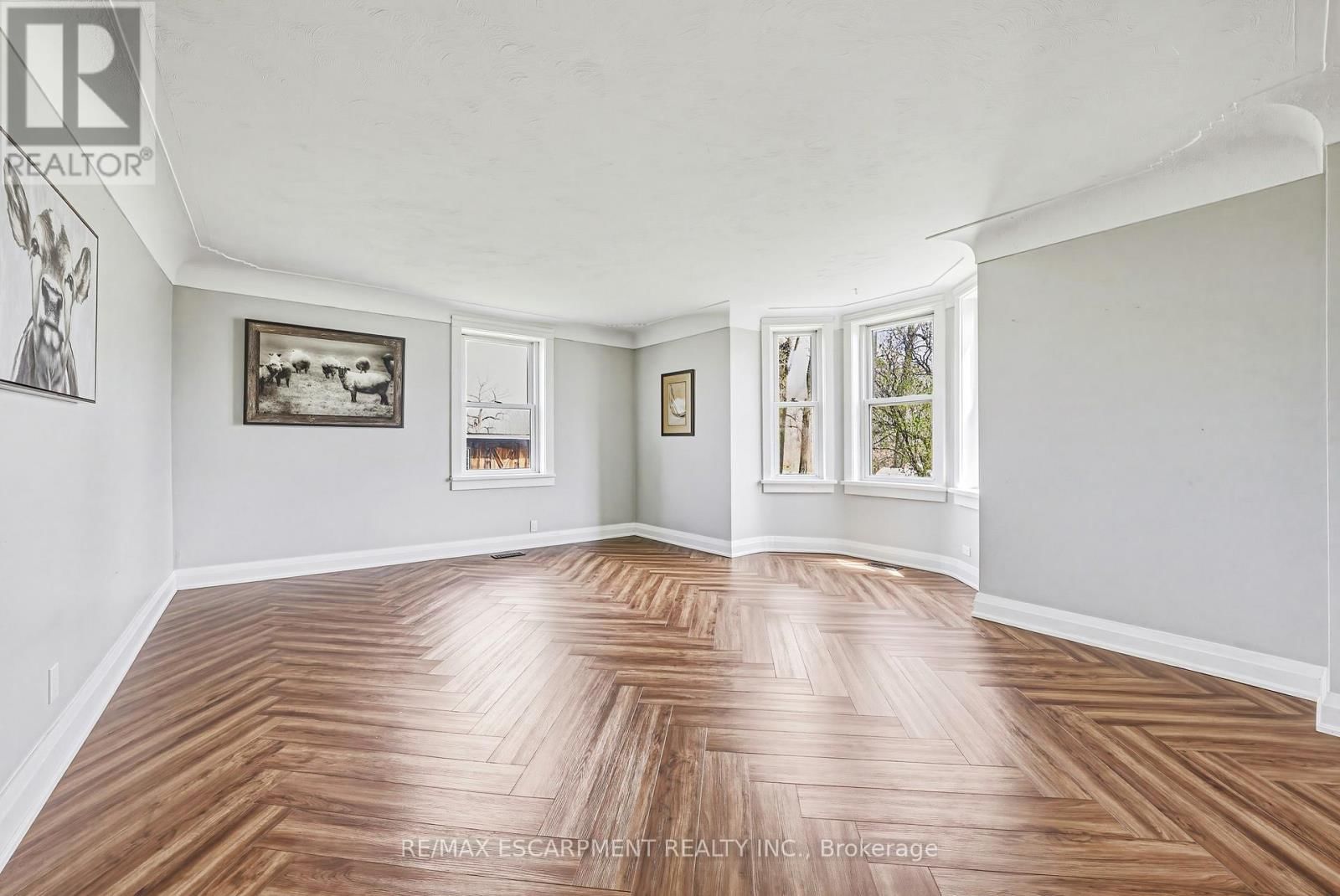 1292 GLANCASTER ROAD Image 11