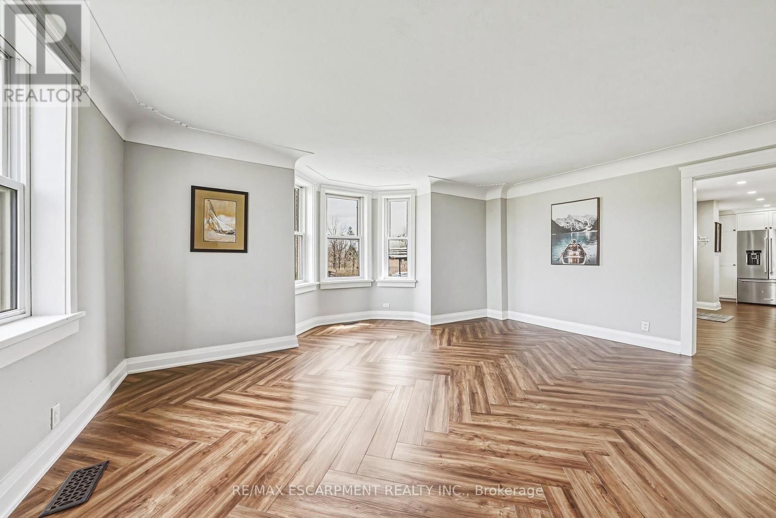 1292 GLANCASTER ROAD Image 12