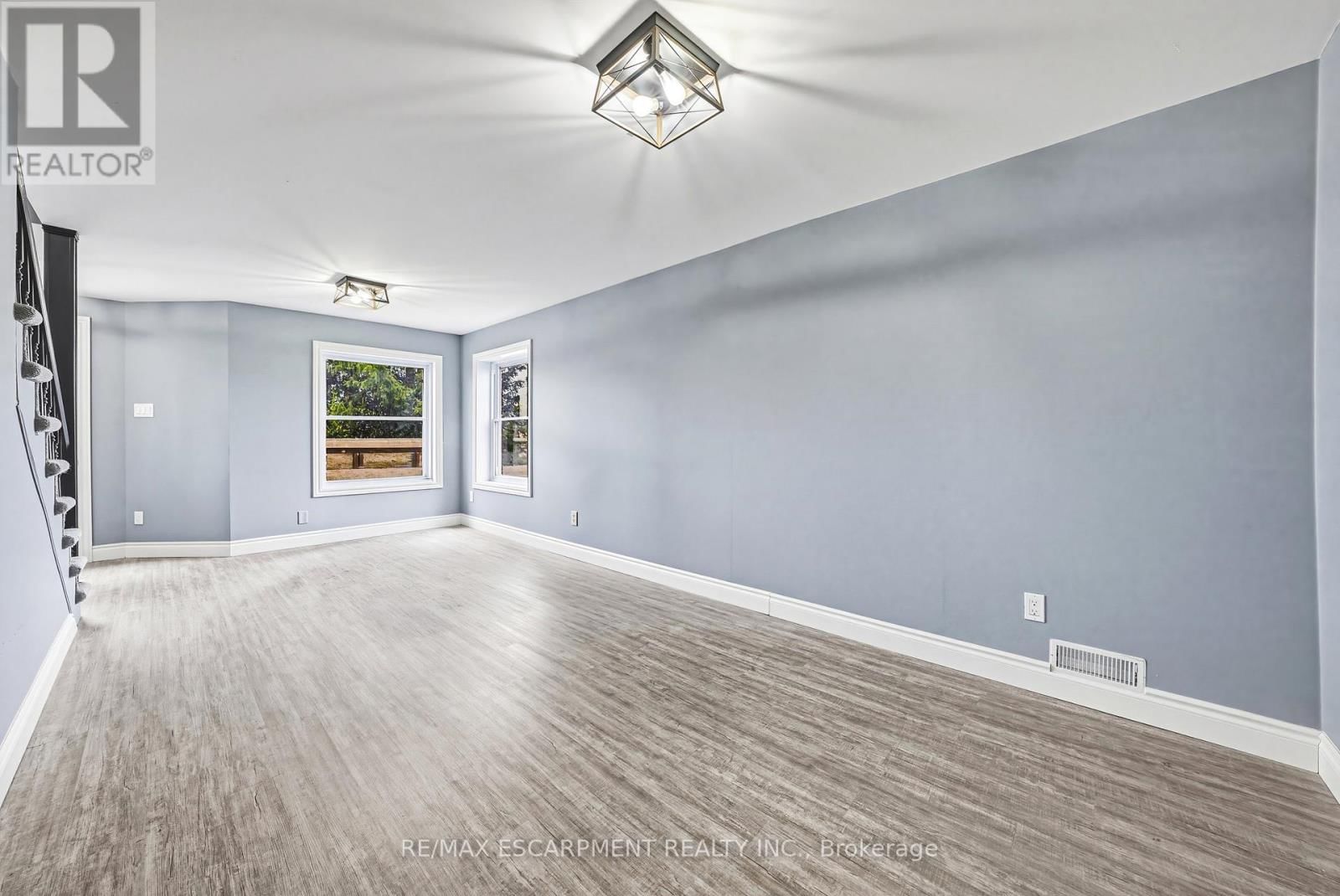 1292 GLANCASTER ROAD Image 28