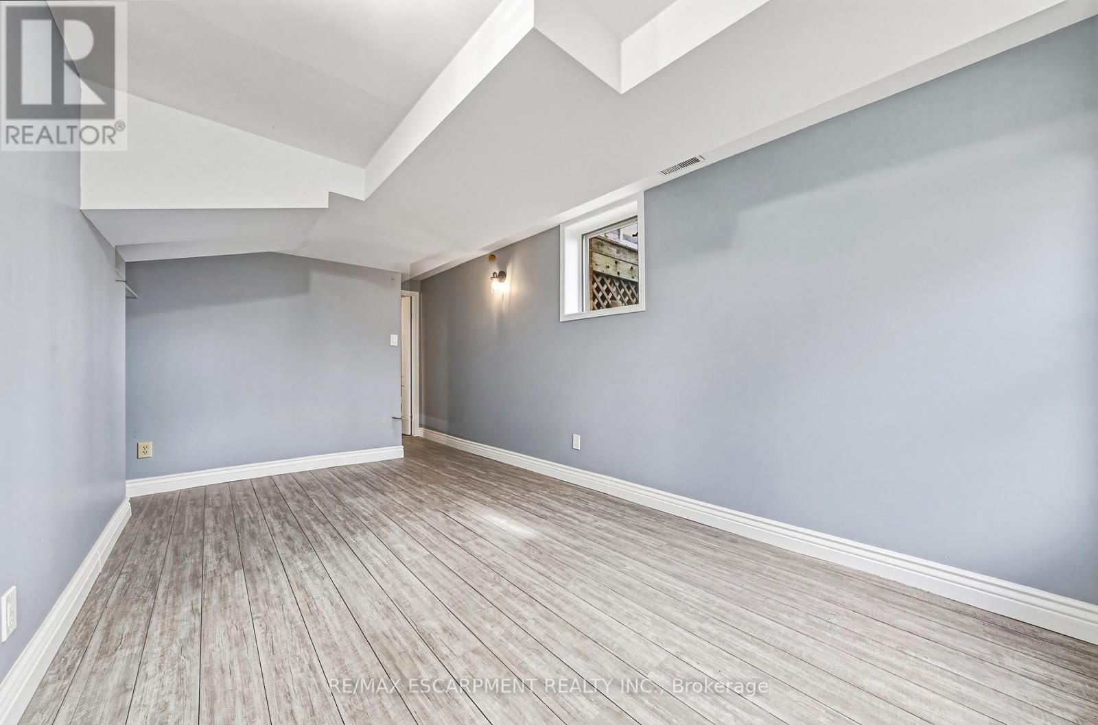 1292 GLANCASTER ROAD Image 29