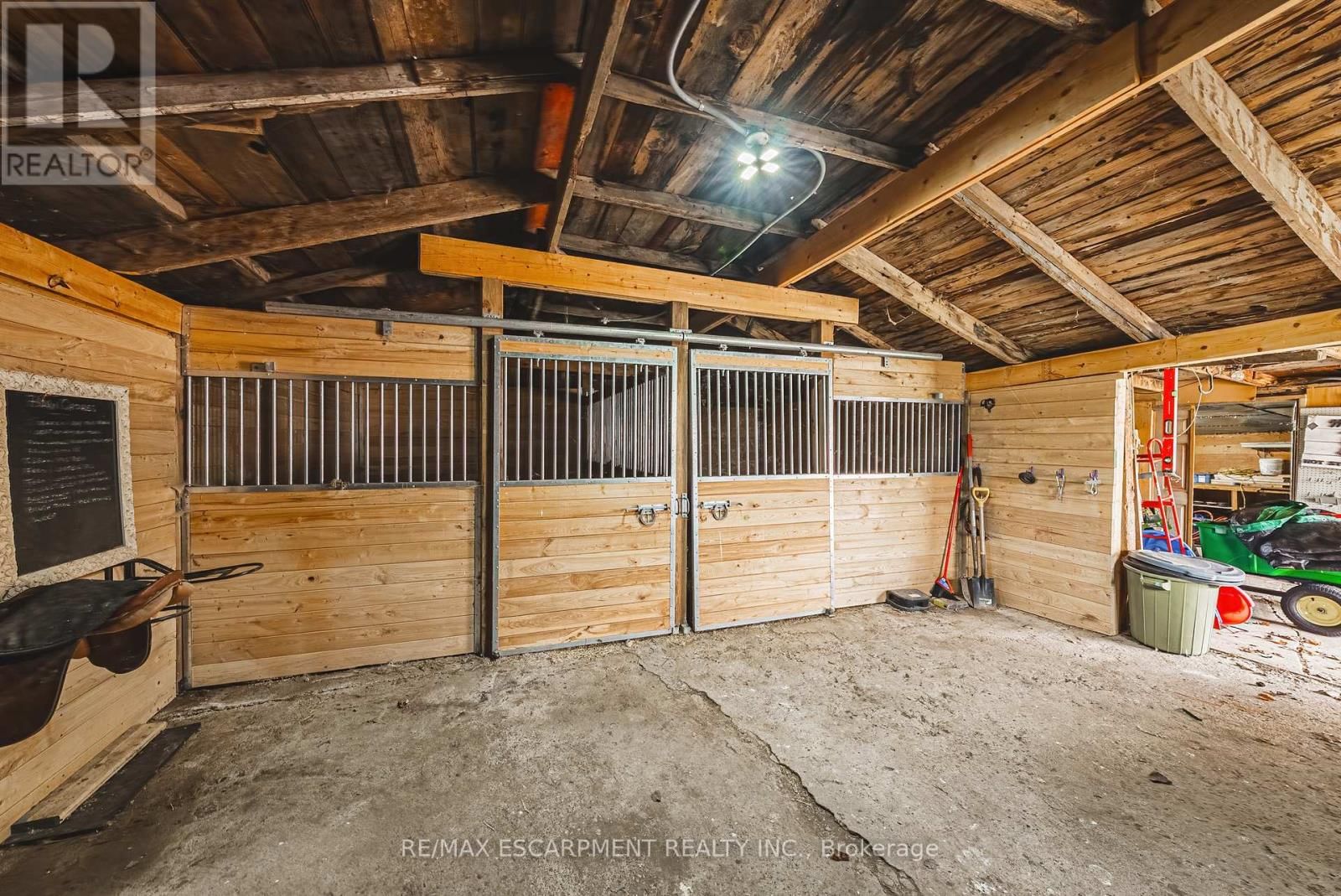 1292 GLANCASTER ROAD Image 42