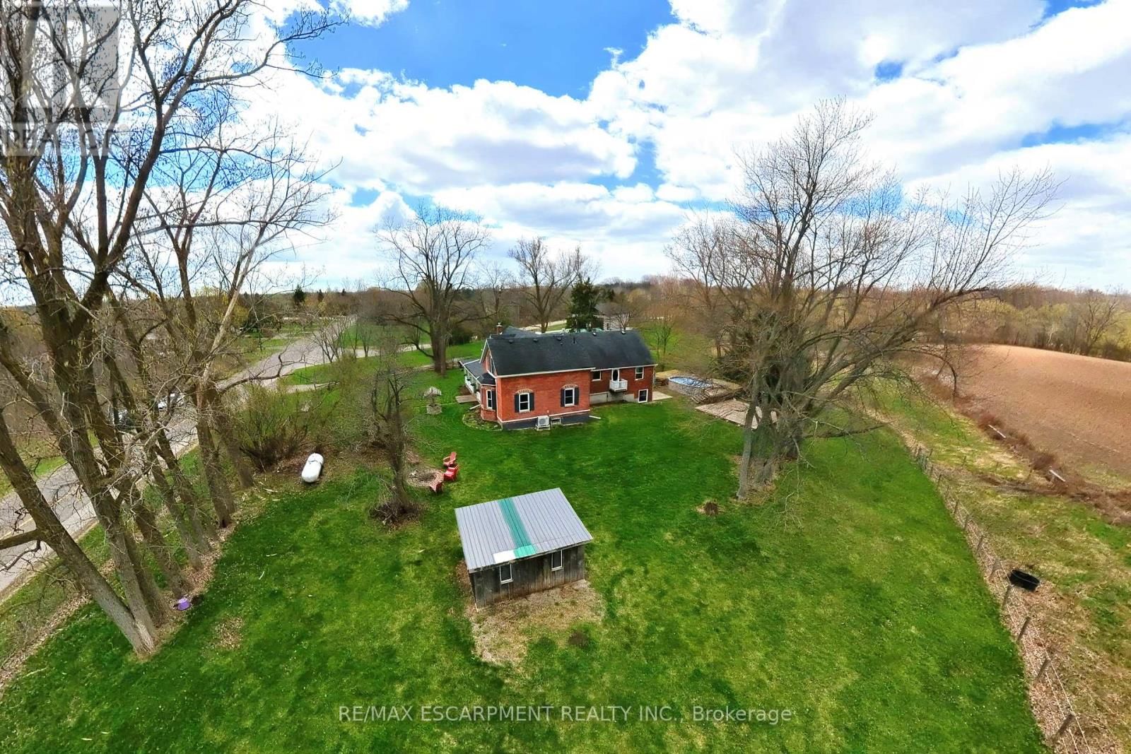 1292 GLANCASTER ROAD Image 44