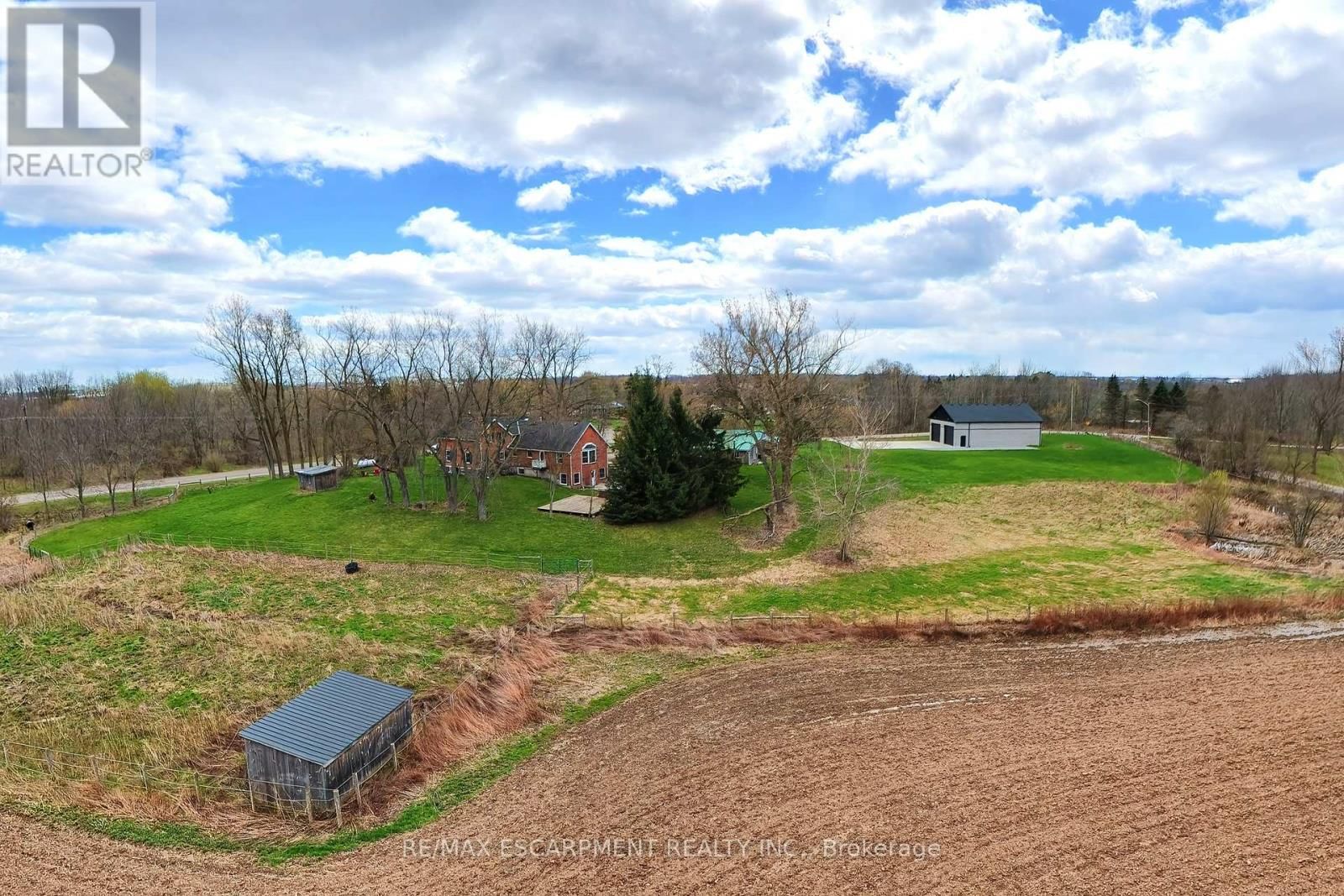 1292 GLANCASTER ROAD Image 48