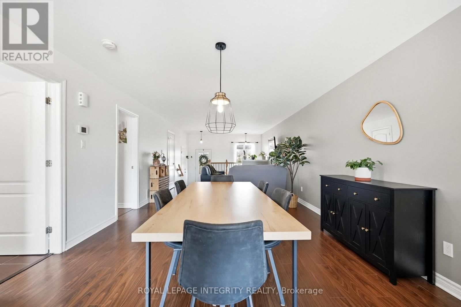 89 BRUNET STREET Image 12