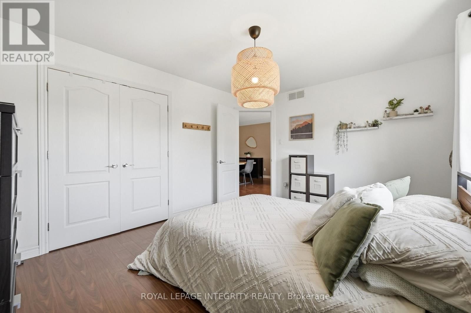 89 BRUNET STREET Image 18