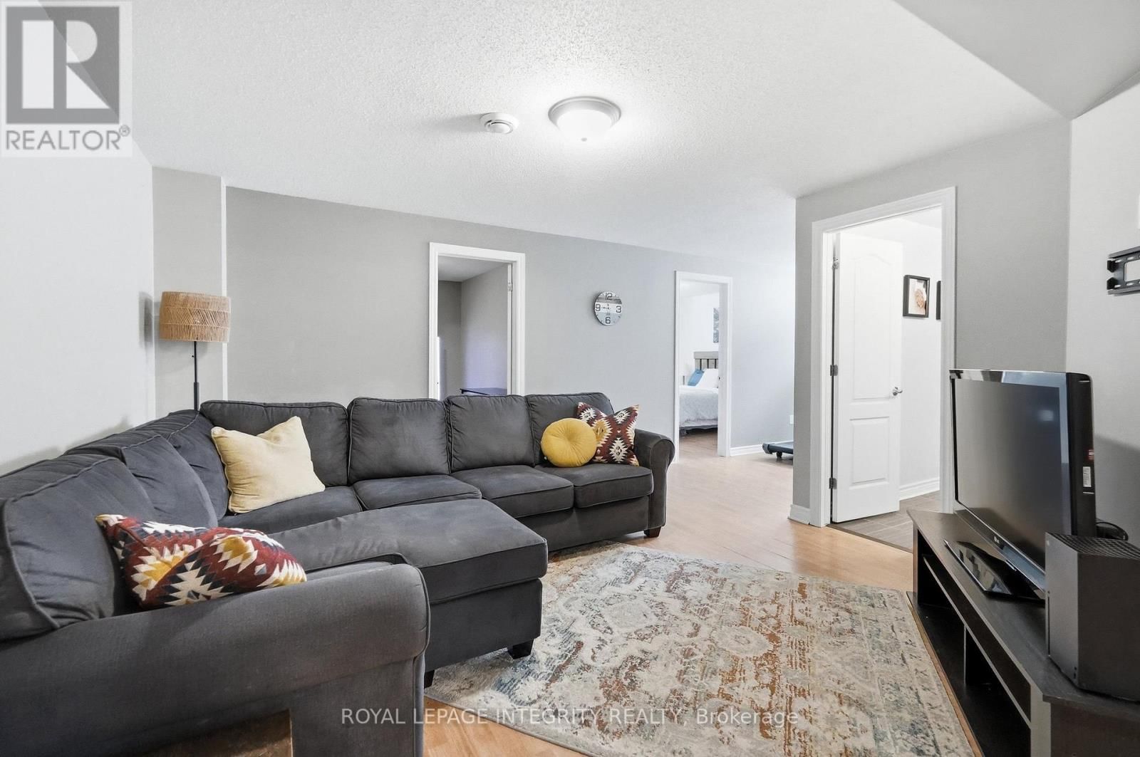 89 BRUNET STREET Image 24