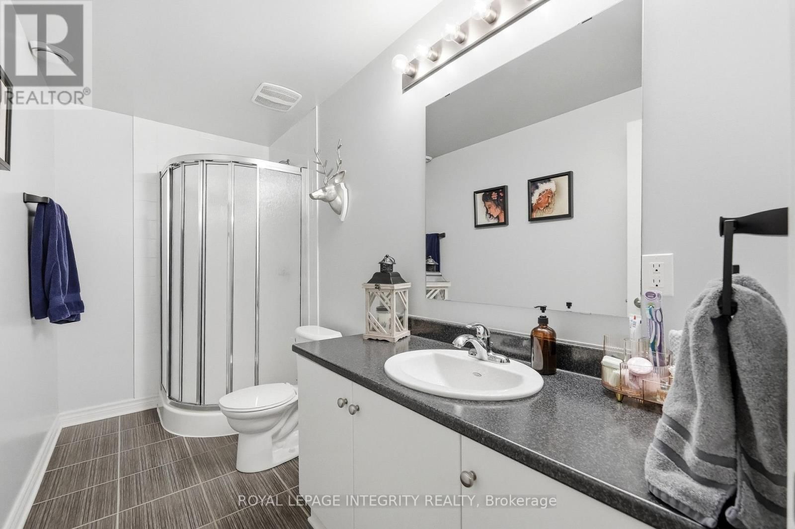 89 BRUNET STREET Image 32