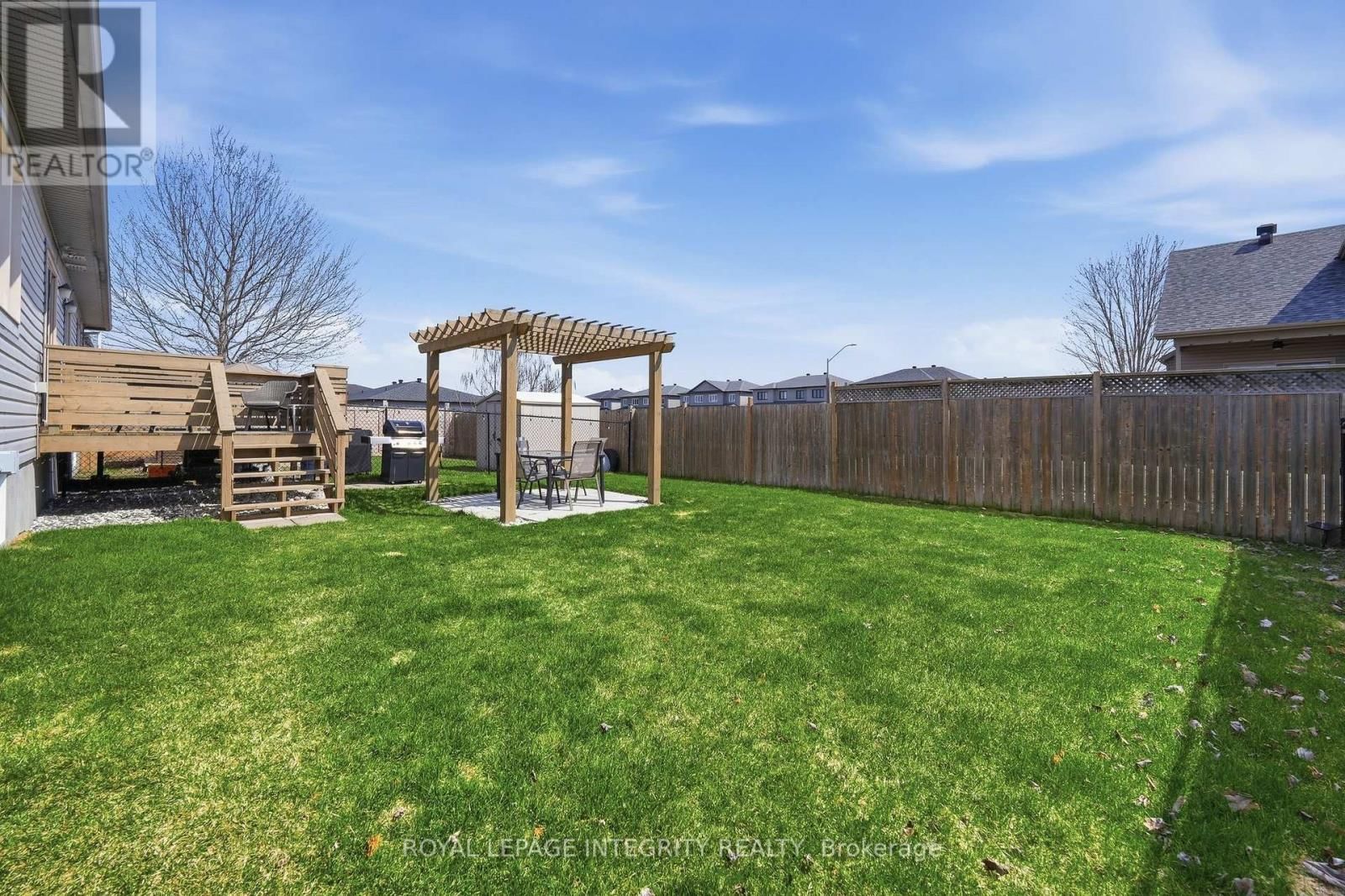 89 BRUNET STREET Image 35