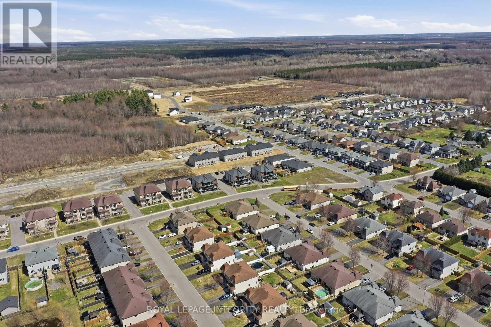 89 BRUNET STREET Image 45